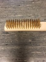 Soft bronze brush