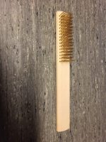 Soft bronze brush