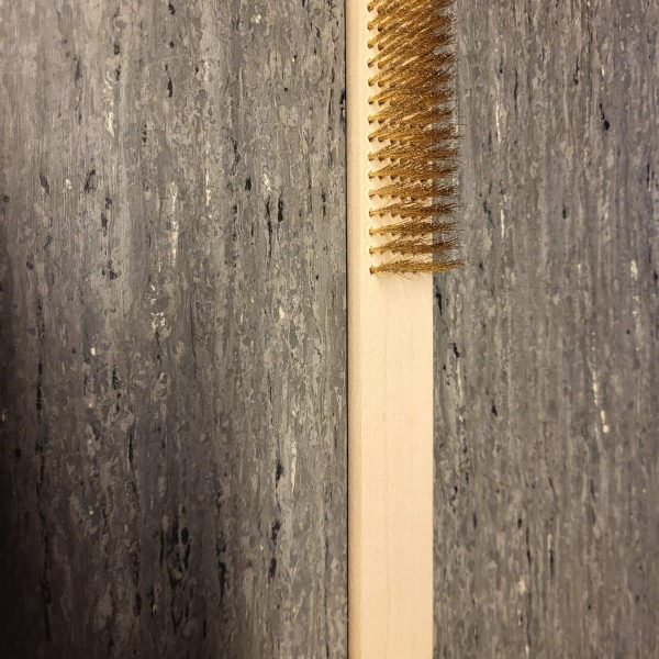 Soft bronze brush